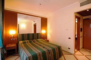 Raeli Regio Otel 3*