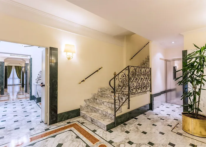 Raeli Regio Otel Roma