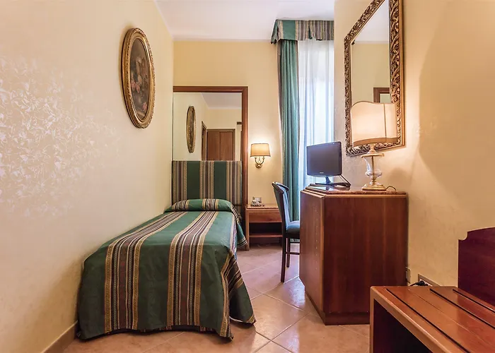 Otel Raeli Regio 3*