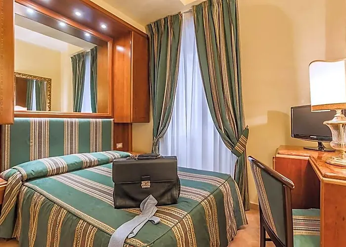 Raeli Regio Otel Roma