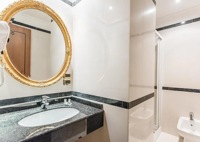 Otel Raeli Regio