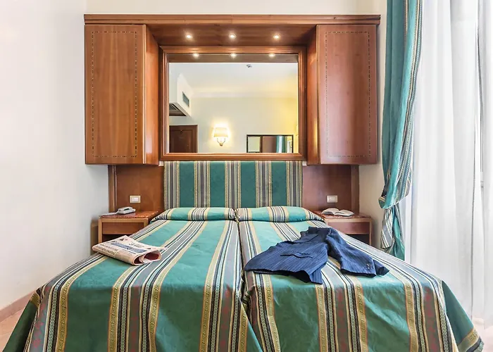 Otel Raeli Regio 3*